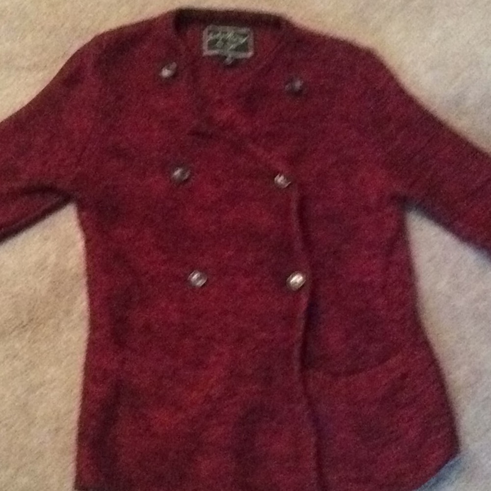 Sweater - Picture 2 of 3